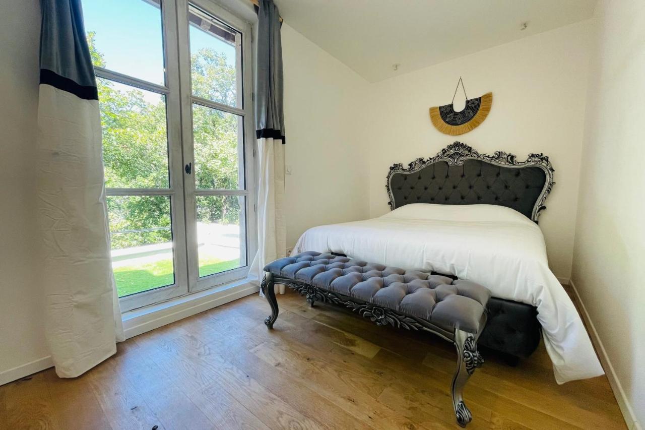 The Ronsardienne Suite In A Charming Mansion At The Gates Of Tours Saint Avertin Bagian luar foto