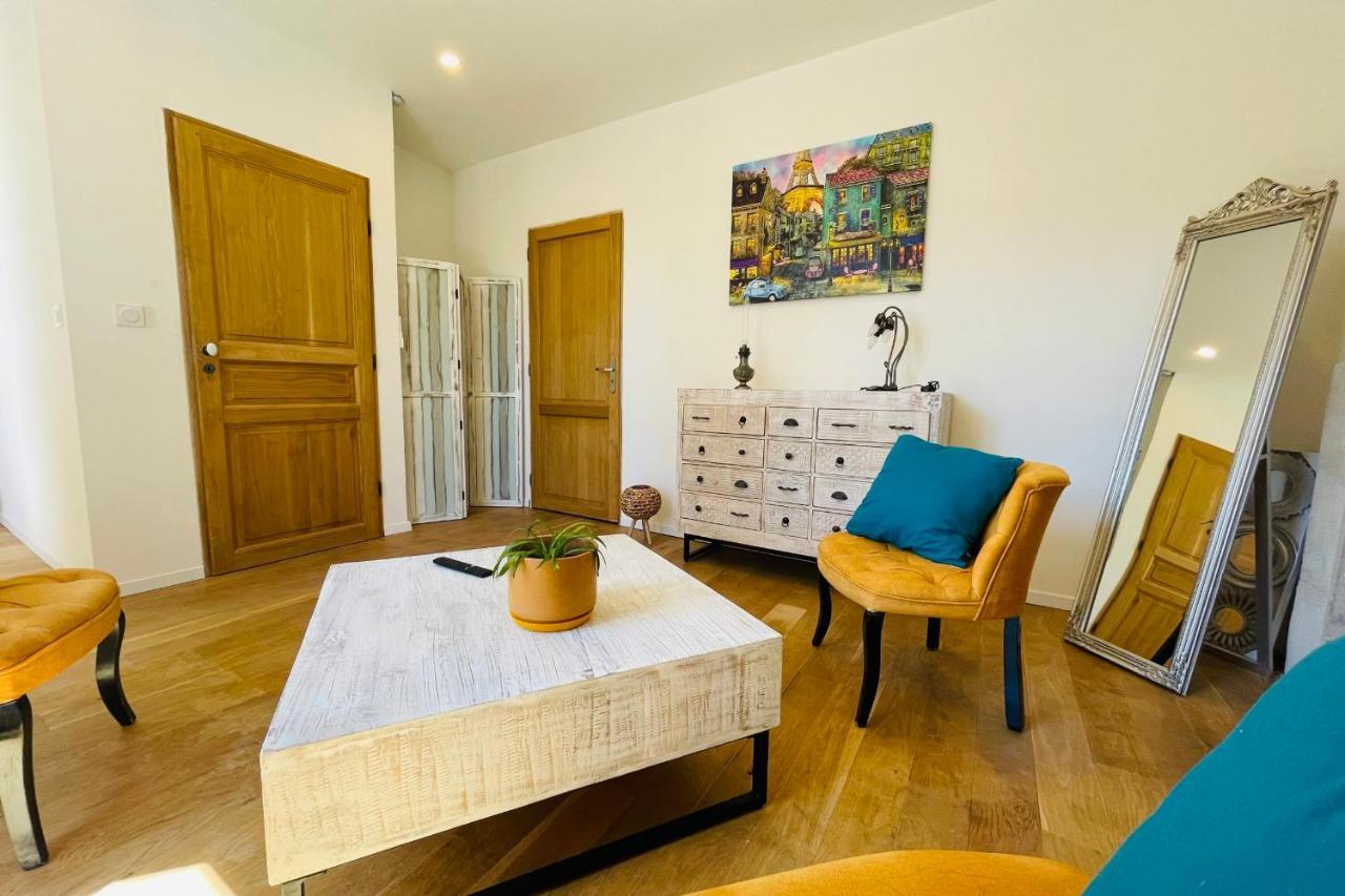 The Ronsardienne Suite In A Charming Mansion At The Gates Of Tours Saint Avertin Bagian luar foto