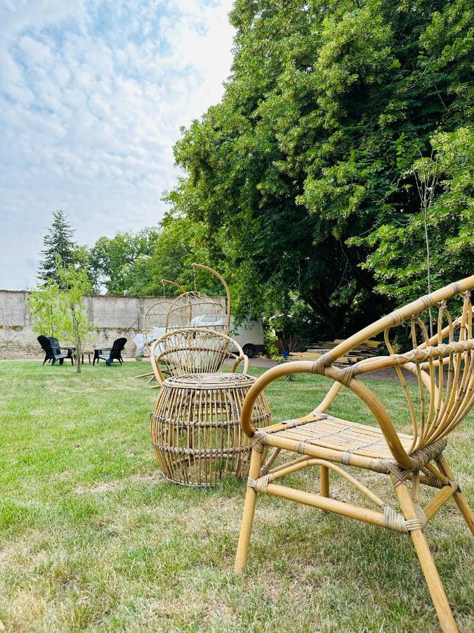 The Ronsardienne Suite In A Charming Mansion At The Gates Of Tours Saint Avertin Bagian luar foto